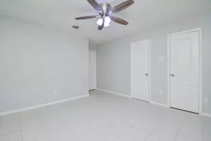 16518 Monte Carlo Ln, Houston, TX 77053 - Photo 23