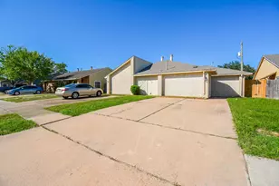 16518 Monte Carlo Ln, Houston, TX 77053 - Photo 1