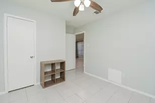 16518 Monte Carlo Ln, Houston, TX 77053 - Photo 19
