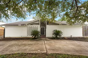 3327 Freshmeadows Dr, Houston, TX 77063 - Photo 29