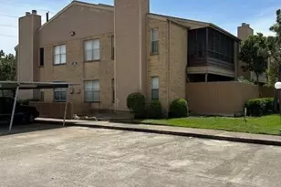 10555 Turtlewood Ct, Houston, TX 77072 - Photo 1