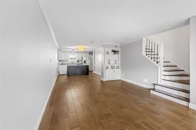 2574 Marilee Lane #2, Houston, TX 77057 - Photo 3