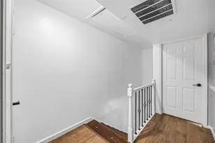 2574 Marilee Ln, Houston, TX 77057 - Photo 11