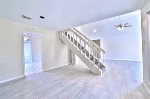 10723 Shawnbrook Dr, Houston, TX 77071 - Photo 11