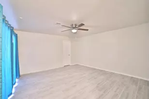 10723 Shawnbrook Dr, Houston, TX 77071 - Photo 17