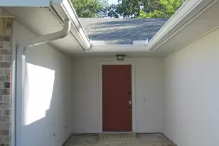 24042 Spring Gum Dr, Spring, TX 77373 - Photo 3