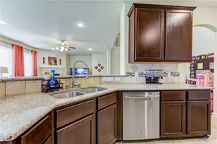 24511 Stratton Creek Dr, Spring, TX 77373 - Photo 11