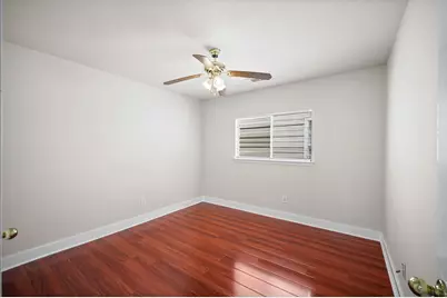 3739 E Traditions Court, Houston, TX 77082 - Photo 19