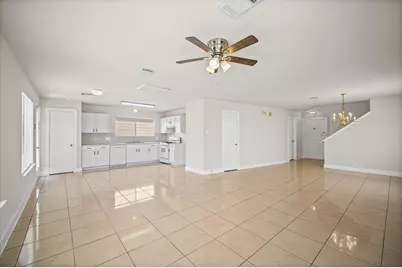 3739 E Traditions Court, Houston, TX 77082 - Photo 9