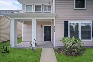 3739 E Traditions Ct, Houston, TX 77082 - Photo 3
