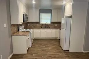 2375 Virginia Ct, Montgomery, TX 77316 - Photo 3