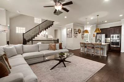10206 Spring Shadows Park Circle, Houston, TX 77080 - Photo 9