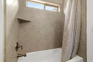 10206 Spring Shadows Park Cir, Houston, TX 77080 - Photo 39