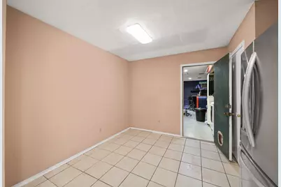 10119 Stonemont Road, La Porte, TX 77571 - Photo 9