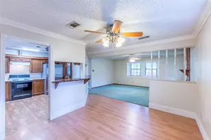 20089 Split Oak Dr, New Caney, TX 77357 - Photo 9