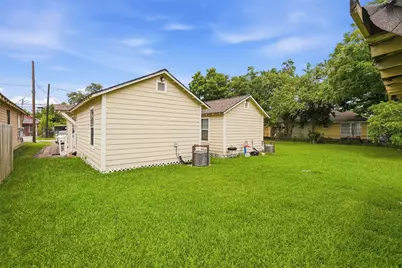 3822 Lila Street, Houston, TX 77026 - Photo 23