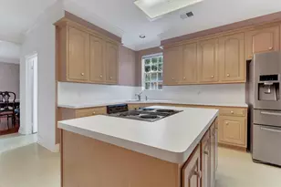 1038 Trapper Hill Dr, Houston, TX 77077 - Photo 11