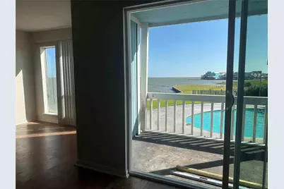 500 Tiki Drive Drive #110, Galveston, TX 77554 - Photo 3