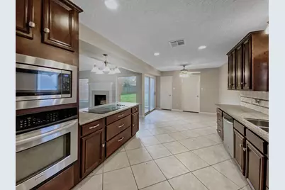 706 S Diamondhead Boulevard, Crosby, TX 77532 - Photo 9