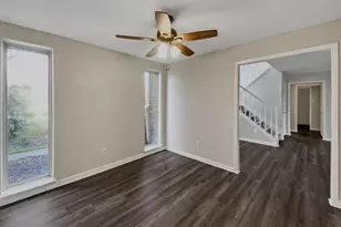 706 S Diamondhead Blvd, Crosby, TX 77532 - Photo 3