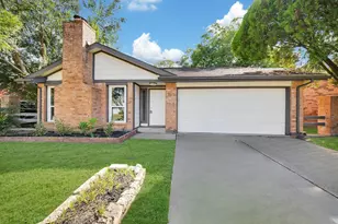 1910 Brushy Creek Dr, Sugar Land, TX 77478 - Photo 1