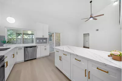 1910 Brushy Creek Drive, Sugar Land, TX 77478 - Photo 11