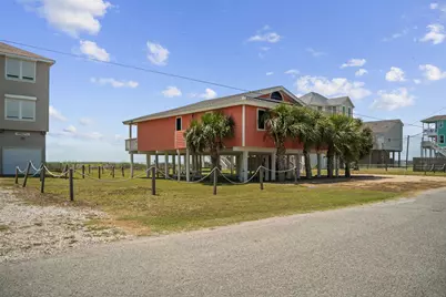 22819 Gulf Drive, Galveston, TX 77554 - Photo 37