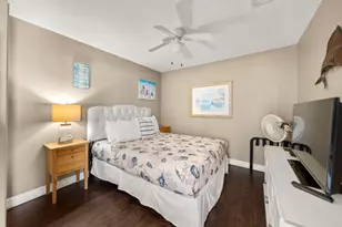 22819 Gulf Dr, Galveston, TX 77554 - Photo 19