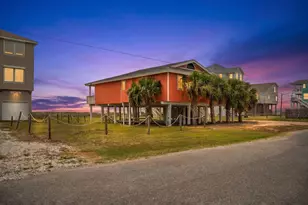 22819 Gulf Dr, Galveston, TX 77554 - Photo 3