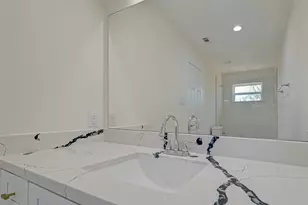 7339 Krueger Rd, Houston, TX 77033 - Photo 33