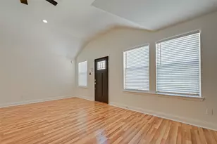 7339 Krueger Rd, Houston, TX 77033 - Photo 3