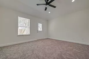 7339 Krueger Rd, Houston, TX 77033 - Photo 29