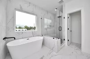 2604 Winbern St, Houston, TX 77004 - Photo 25