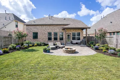 2335 Brayden Mills Lane, League City, TX 77573 - Photo 7