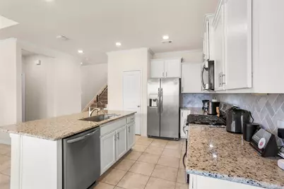 2335 Brayden Mills Lane, League City, TX 77573 - Photo 3