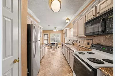 10623 Misty Shadow Court, Houston, TX 77041 - Photo 5