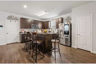 979 Crossing Drive, Bryan, TX 77803 - Photo 7