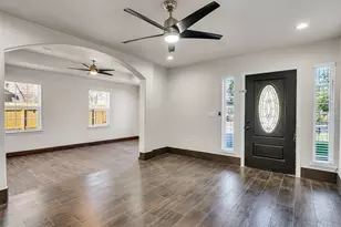 8214 Woodlyn Rd, Houston, TX 77028 - Photo 9