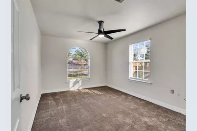 8214 Woodlyn Road, Houston, TX 77028 - Photo 7