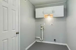 640 Whitten St, Clute, TX 77531 - Photo 13