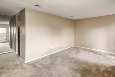 9327 Pagewood Lane, Houston, TX 77063 - Photo 7