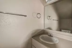 9327 Pagewood Ln, Houston, TX 77063 - Photo 9