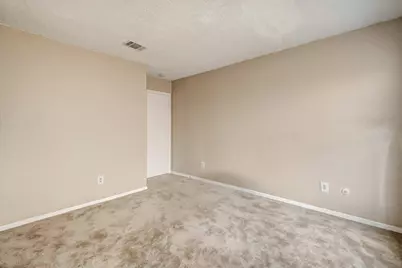 9327 Pagewood Lane, Houston, TX 77063 - Photo 17