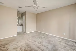 9327 Pagewood Ln, Houston, TX 77063 - Photo 19