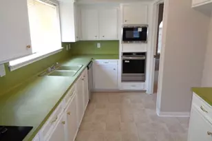 12607 Big Stone Dr, Houston, TX 77066 - Photo 11