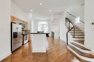 2002 Blodgett St, Houston, TX 77004 - Photo 1