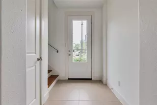 2002 Blodgett St, Houston, TX 77004 - Photo 3