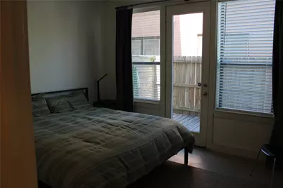 2002 Blodgett Street, Houston, TX 77004 - Photo 7