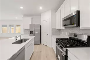 31110 Winchester Falls Ct, Fulshear, TX 77441 - Photo 11