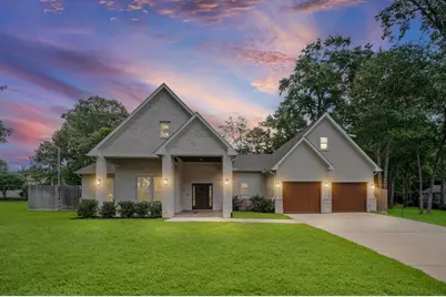 7 Pilot Point, Conroe, TX 77304 - Photo 1
